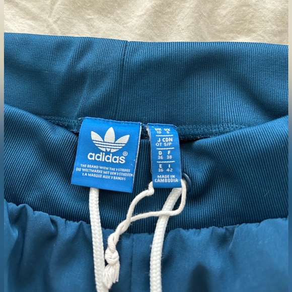 BNWOT Adidas Three Stripe Joggers - Picture 2 of 2